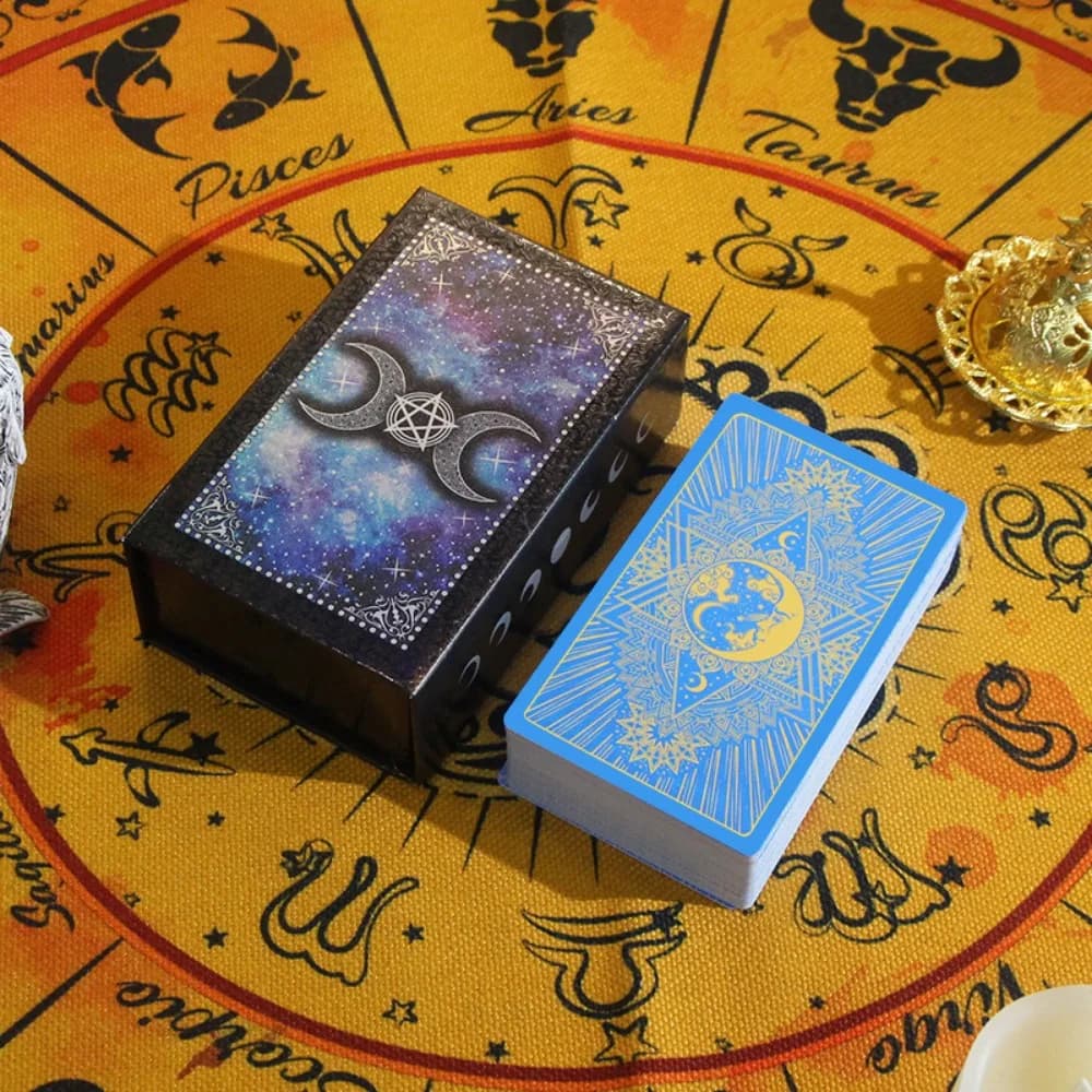 Carte dei tarocchi in PVC con guida 78 carte per principianti confezionate in scatola rigida sfondo blu 12 * 7 cm