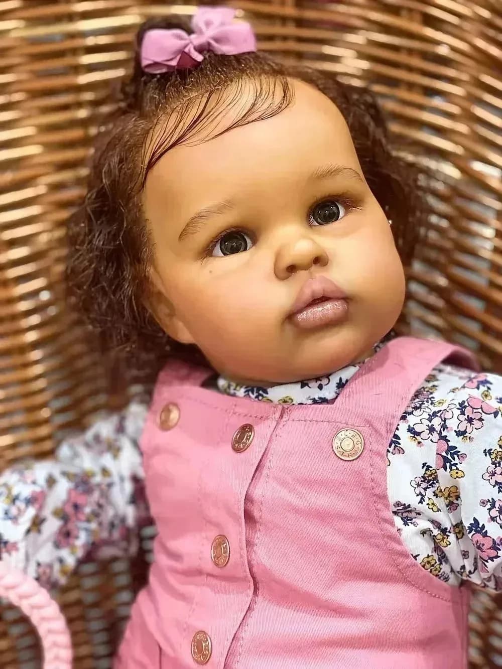 24 inches Ellie Dark Leather Soft Cotton Body Realistic Reborn Baby Doll Multiple Layers Hand Rough Painting Baby Gift Hair