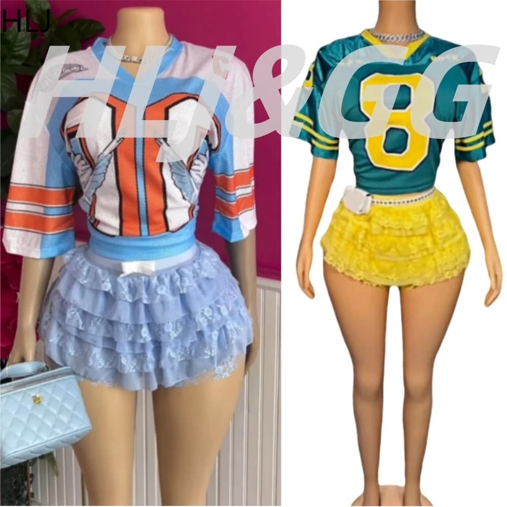 HLJ Y2K Maglietta da basket con stampa di moda Set da due pezzi Donna Scollo a V Manica corta Top ampio e minigonne con volant Pantaloncini Abiti
