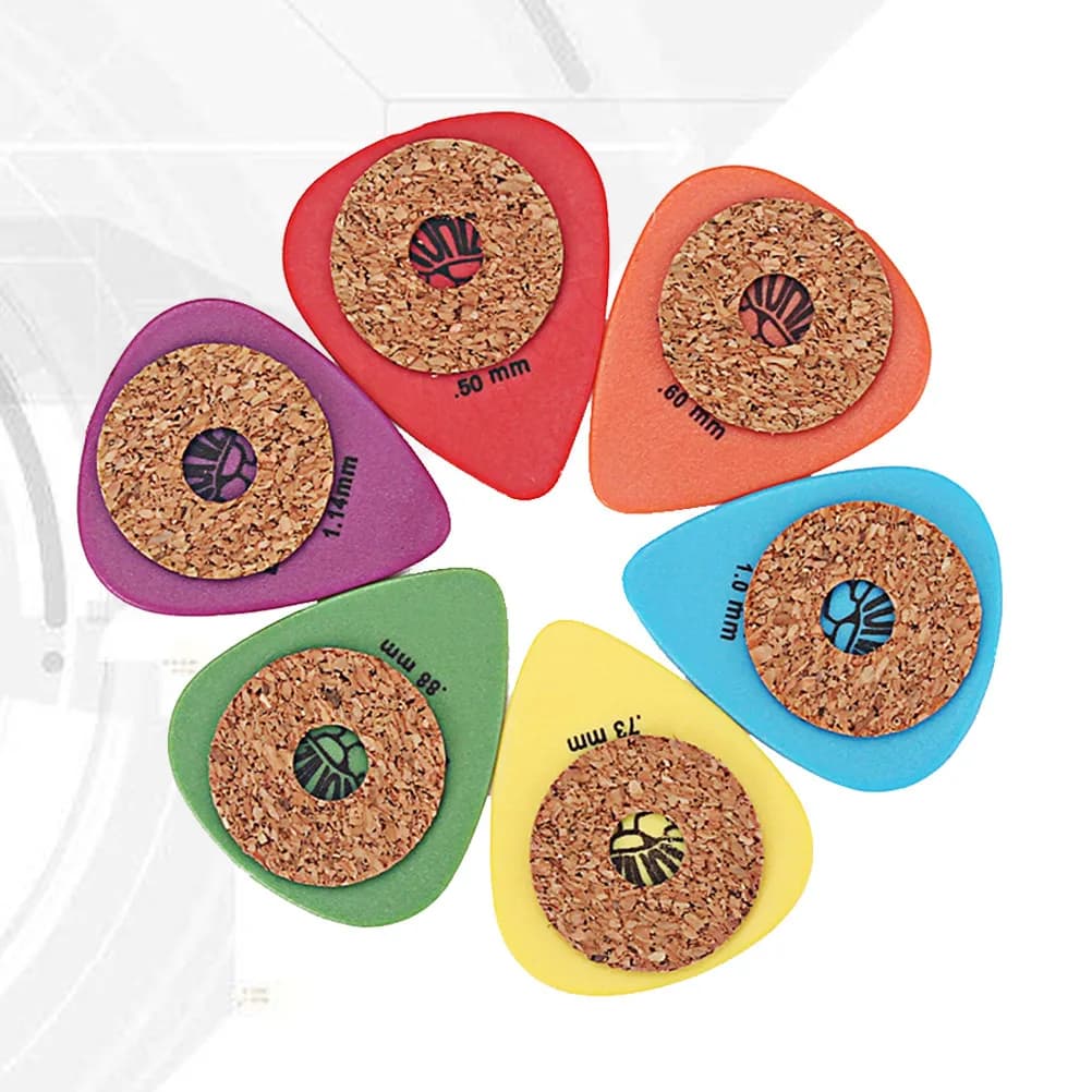 Set di 6 Plettri per Chitarra in POM ad Alte Prestazioni, Ultra Sottili e Leggeri, Design a Cuore Colorato con Anello in Sughero per Chitarra, Basso, Ukulele e Mandolino
