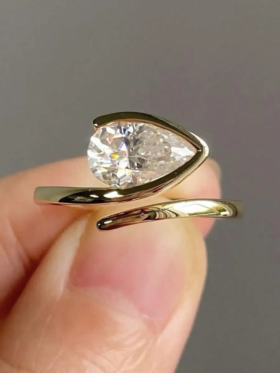 Anello in rame con zirconi cubici a forma di pera per donna, da indossare tutti i giorni, per matrimoni, feste, fidanzamenti, regalo