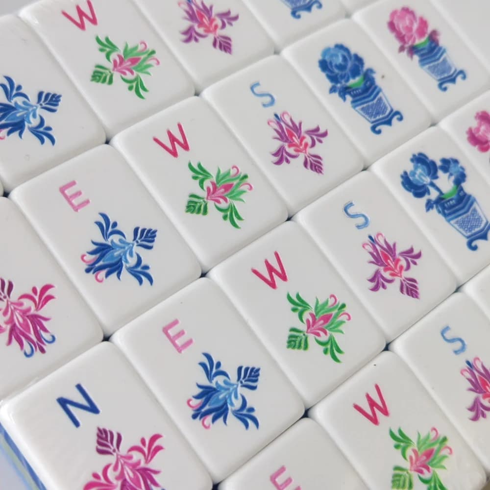 OMHJGO Luxury Modern Acrylic Mahjong Game Set Deep Blue American Mahjong Tiles Leisure Board Game Gifts Portable Mah Jongg Sets