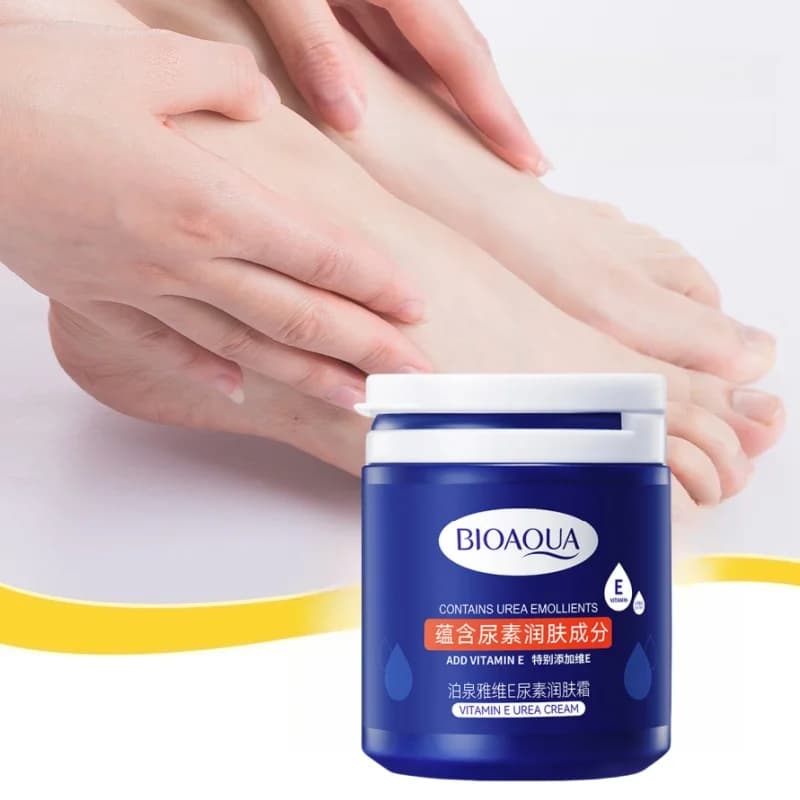 170g Vitamin E Urea Moisturizing Foot Cream, with a Moisturizing and Refreshing Texture, Is Not Greasy after Application, Improves Dry Skin, and Replenishes Moisture for the Skin