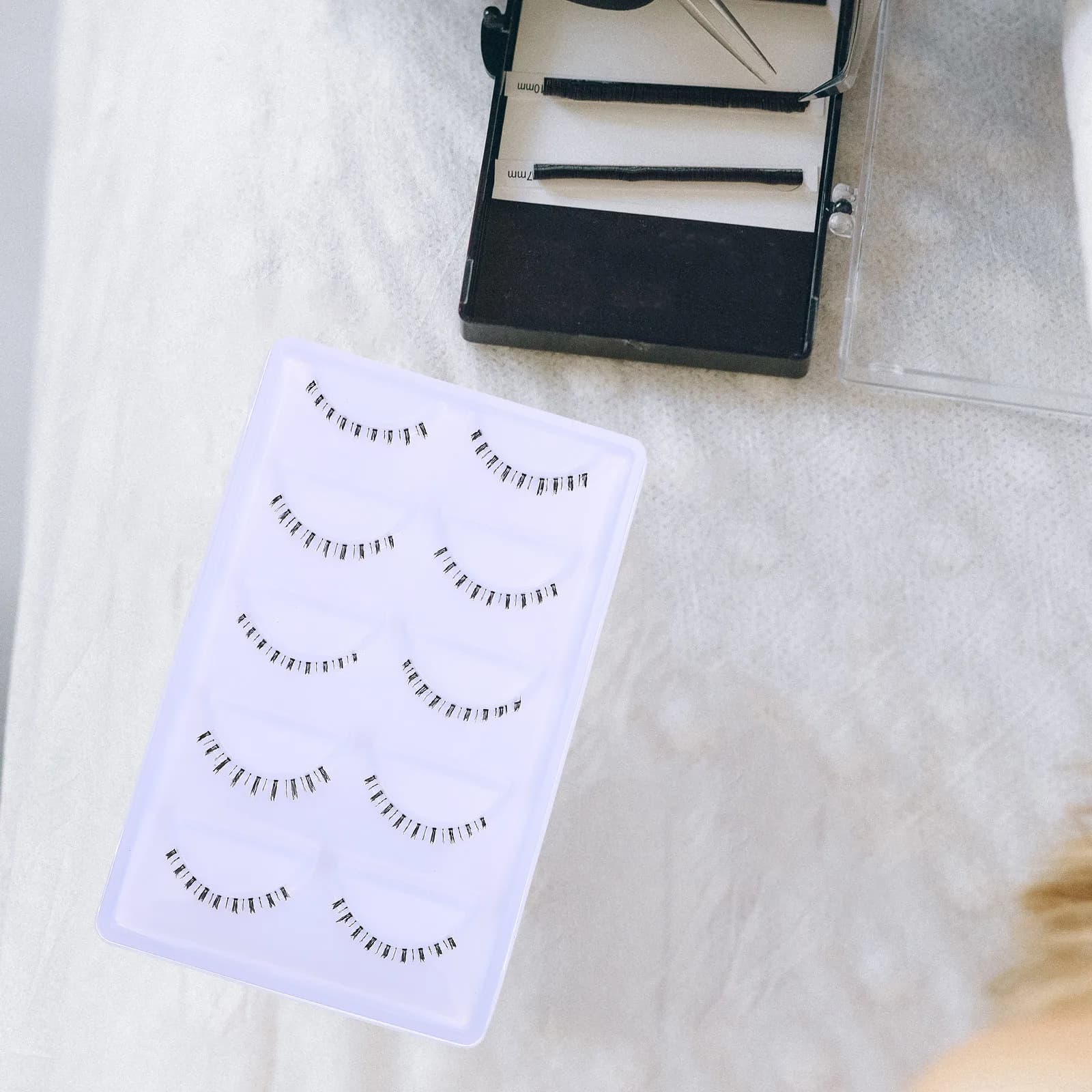 10 pairs of extensions for professional lower eyelashes, soft and light fake eyelashes for everyday use, natural appearance, suitable for beginners