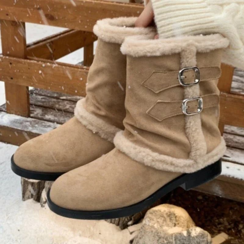 Short snow boots in warm plush autumn winter Women boots in fake brown suede Boots with design plateaus decorated with double luxury buckle