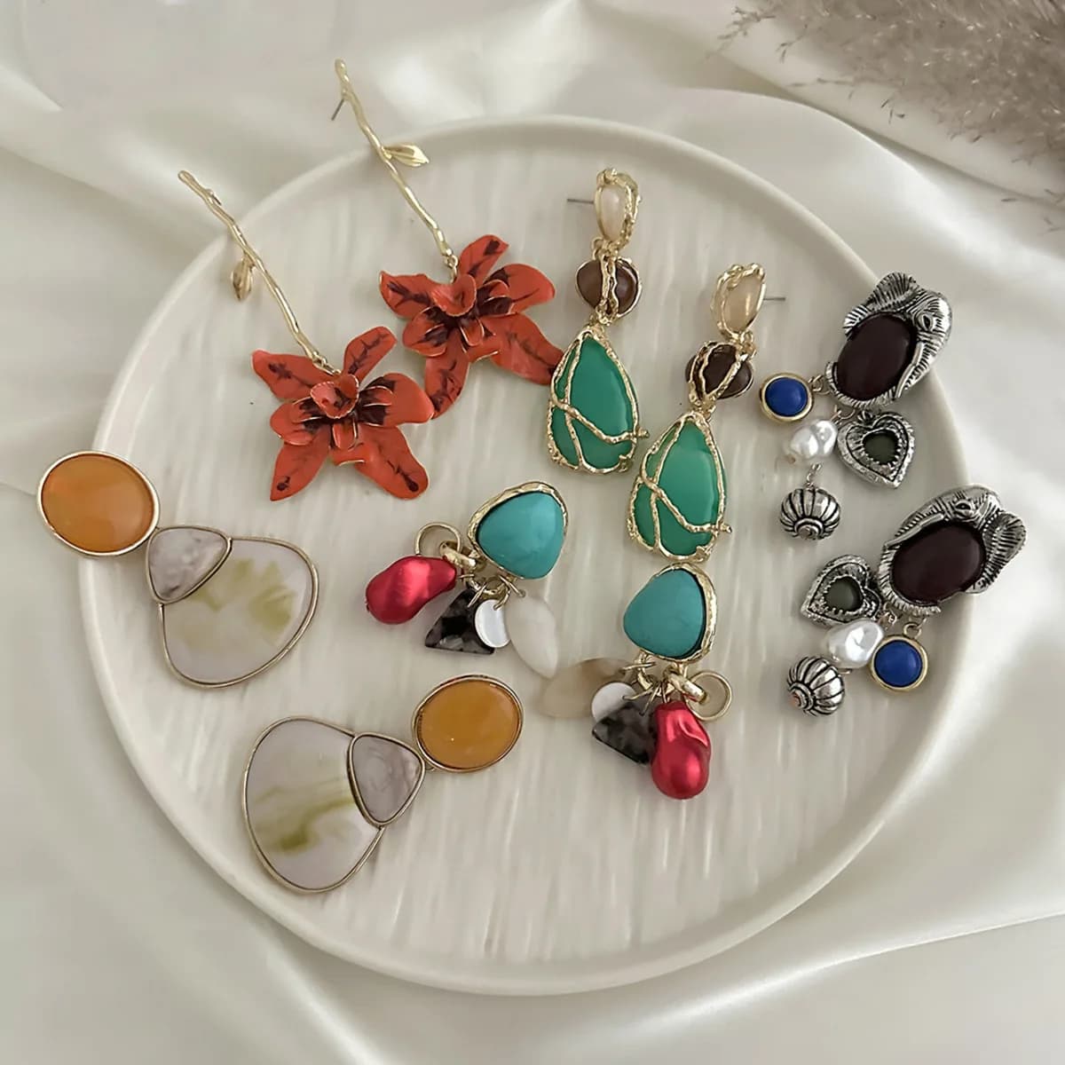 SHIXIN 5 Stili Boho Acrilico Goccia d'acqua Orecchini pendenti geometrici per le donne Retro Irregolare Grande fiore Orecchini pendenti Regalo della signora