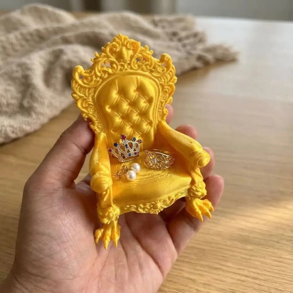 3D Printed Mini Gothic Throne Display Chair Dark Style Embossed Carved Luxury Throne Stand Vintage Imitation Cushion Back