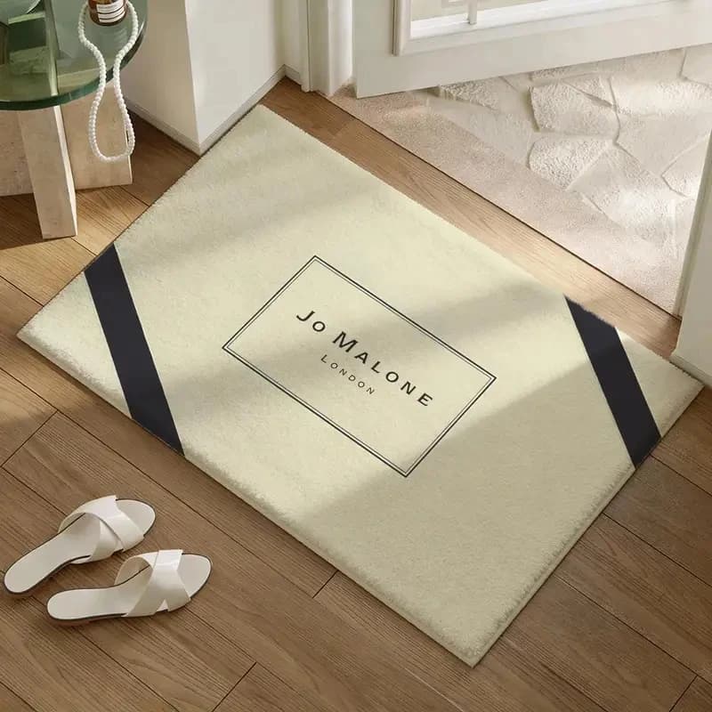 VIKAMA Fashion Logo Rug Soft Flannel Plush Carpet Non Slip Thickened Door Mat Living Room Bedroom Floor Decor Home Mats
