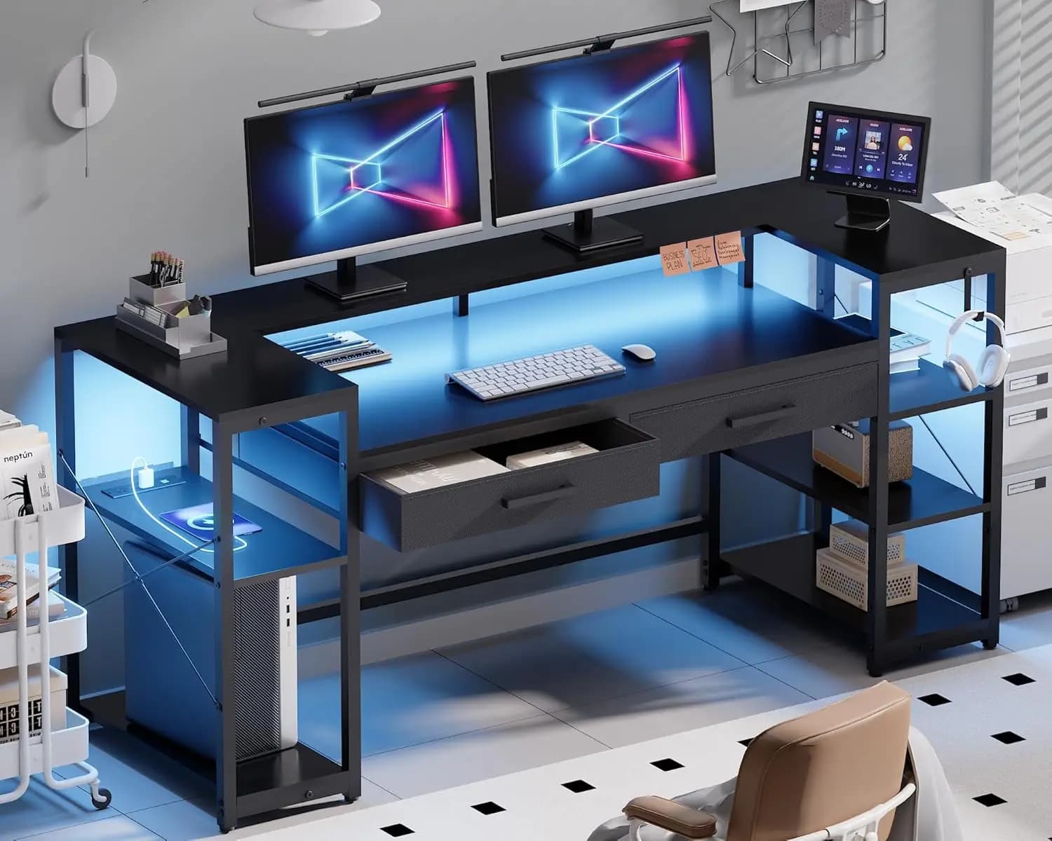 Scrivania da Gaming da 58 Pollici con Luci LED, Prese di Corrente, Supporto Monitor e 2 Cassetti per Ufficio Domestico