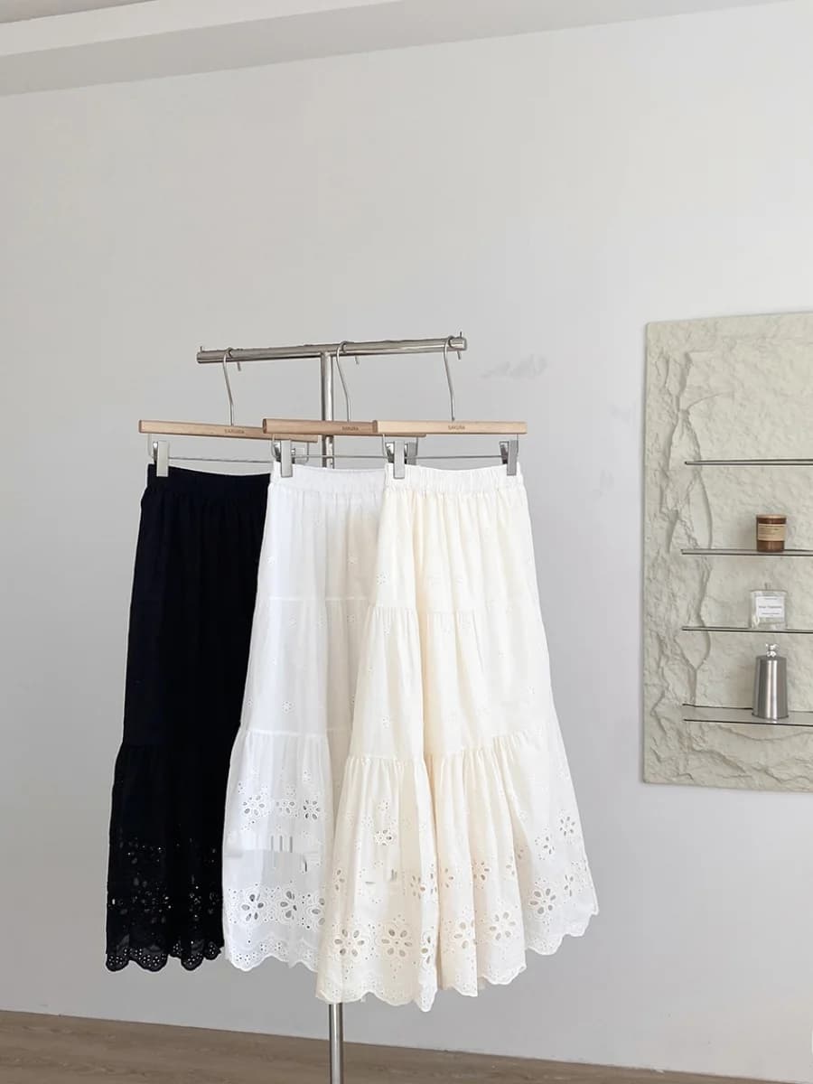 Elastic Waist Lace Embroidery Hollow out A-Line Skirt Women's Sweet Youthful Midi Skirt Spring 2025 New Style Commute