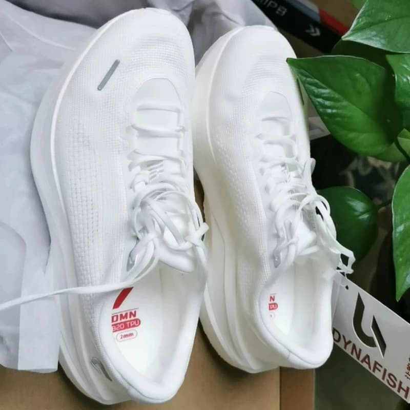 Scarpe da Corsa Professionali Unisex di Marca di Lusso, Scarpe Leggere per Camminata e Jogging con Piastra in Carbonio, Scarpe da Allenamento per Coppie