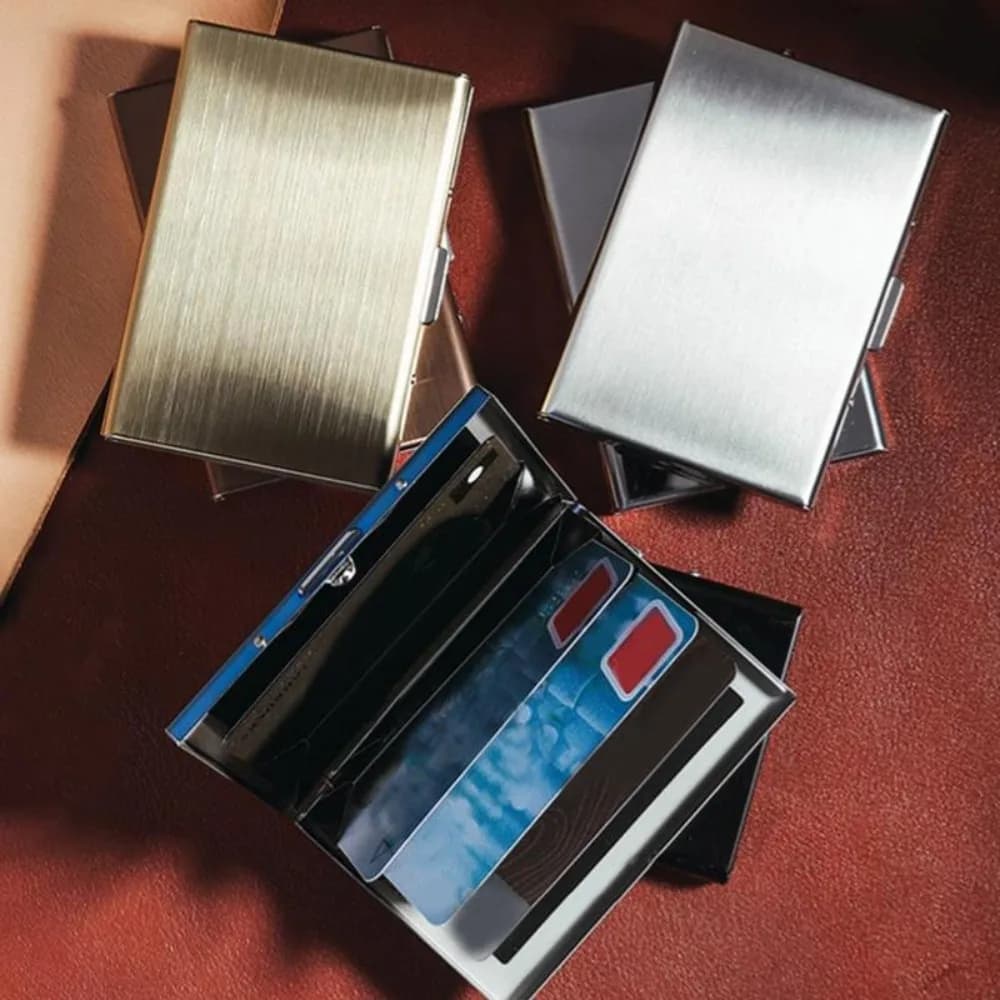 New Stainless Steel Credit Card Holder Slim Portable Metal Case Wallet Anti-scan 6 Card Positions Card Case Women Men