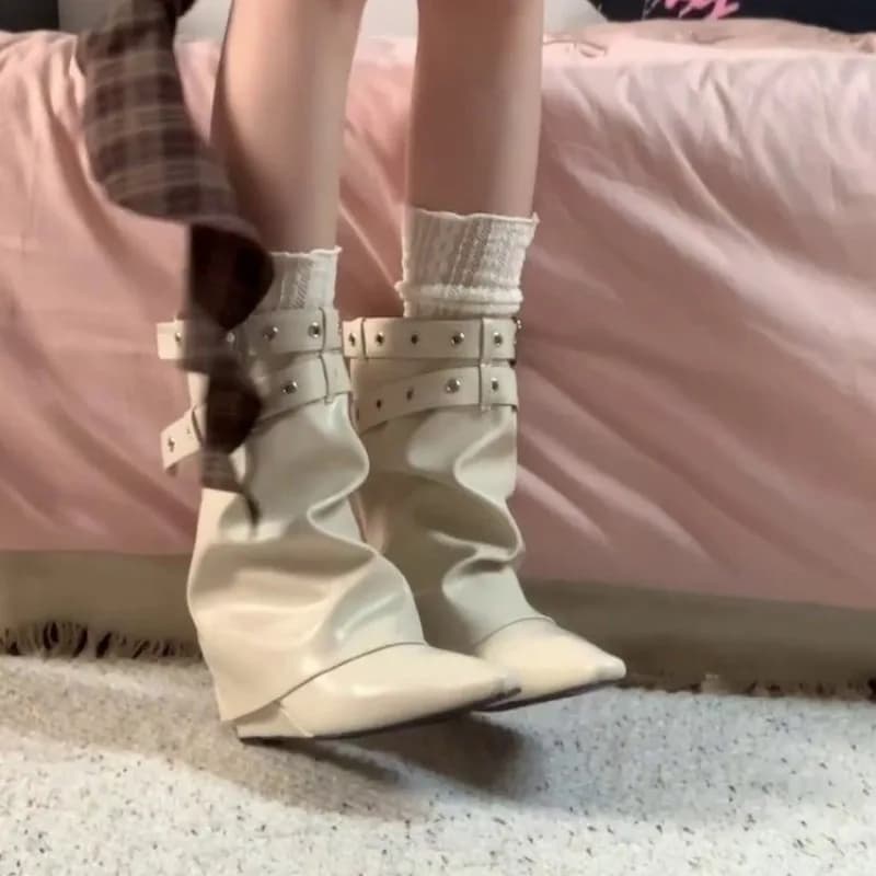 New Women's Short Boots with Buckle Clasp French Spice Girl