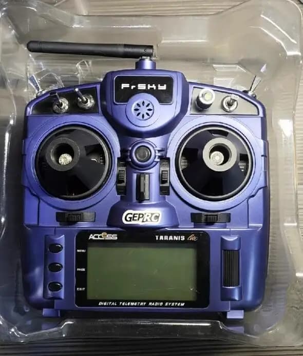 Transmitter FrSky ACCESS Taranis X9 Lite S 24CH with Tranining Wireless PARA system and charge balance function for Drone RC