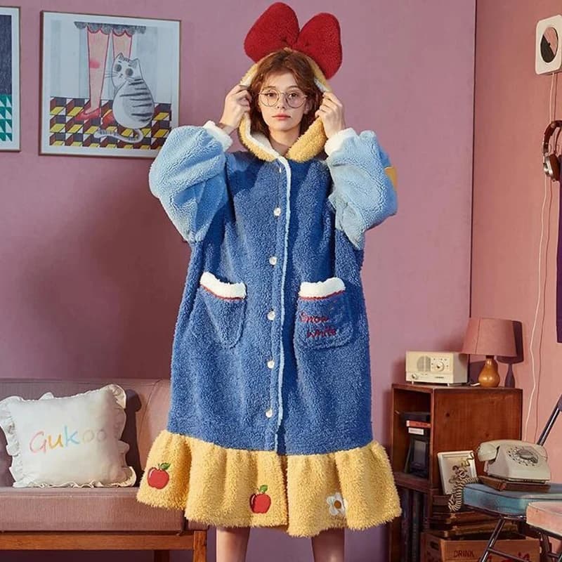 White dress like snow with hood Lingerie Homewear Bathrobe Nightwear Nightwear Winter pajamas nightdress Nightwear Women's nightwear thickened