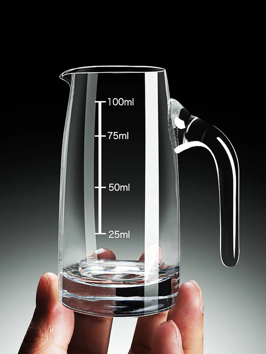 Set di bottiglie in vetro da 100 ml per liquori, ideale per casa e ristoranti, piccole dimensioni, per whisky e vino rosso, marca Ice Kitchen.