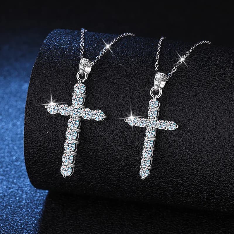 18K platinum diamond pendant for women PT950 platinum fashion clavicle chain D color moissanite cold style necklace