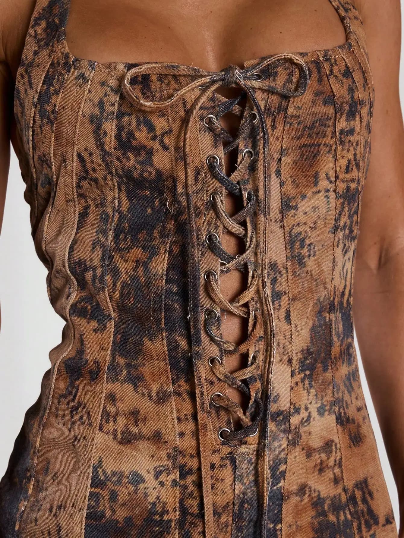 Miniabito in denim con scollo all'americana e lacci, aderente, stile boho western, sexy, estivo, da festival