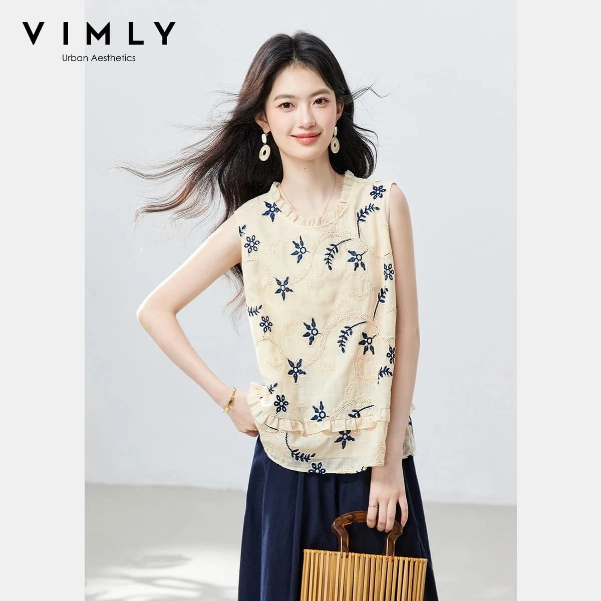 Camicetta Elegante Senza Maniche da Donna VIMLY 2026 Nuova Collezione Estiva con Ricamo Artistico, Orlo a Balze e Patch, Collo Tondo, Colore Albicocca A6318