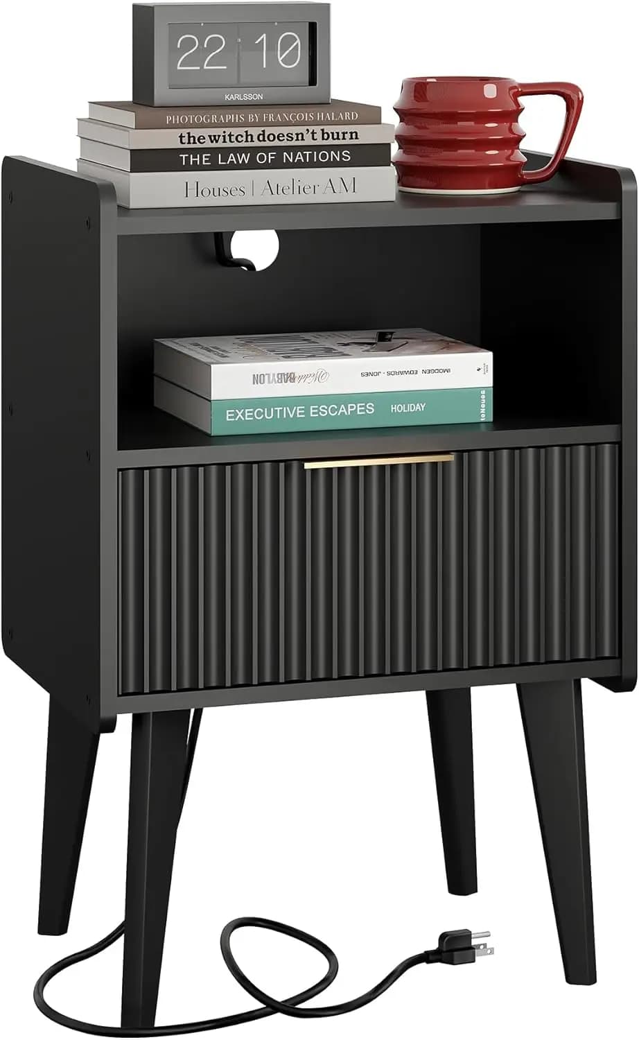 Comodino scanalato con stazione di ricarica, comodino moderno con cassetto, comodino nero con gambe in legno massello, tavolino, Si