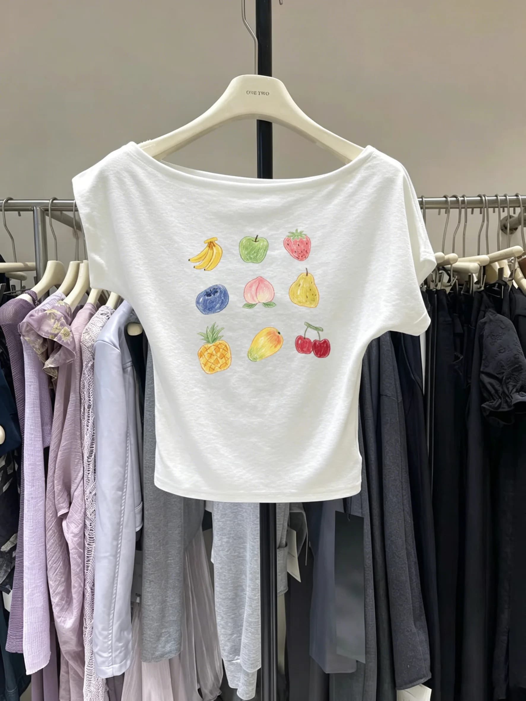 Dongda Gate Fashionable Short Sleeve T-Shirt Women's Summer New Cartoon Anti-Aging Printing Slimming Top Hot Girl Shoulder De...