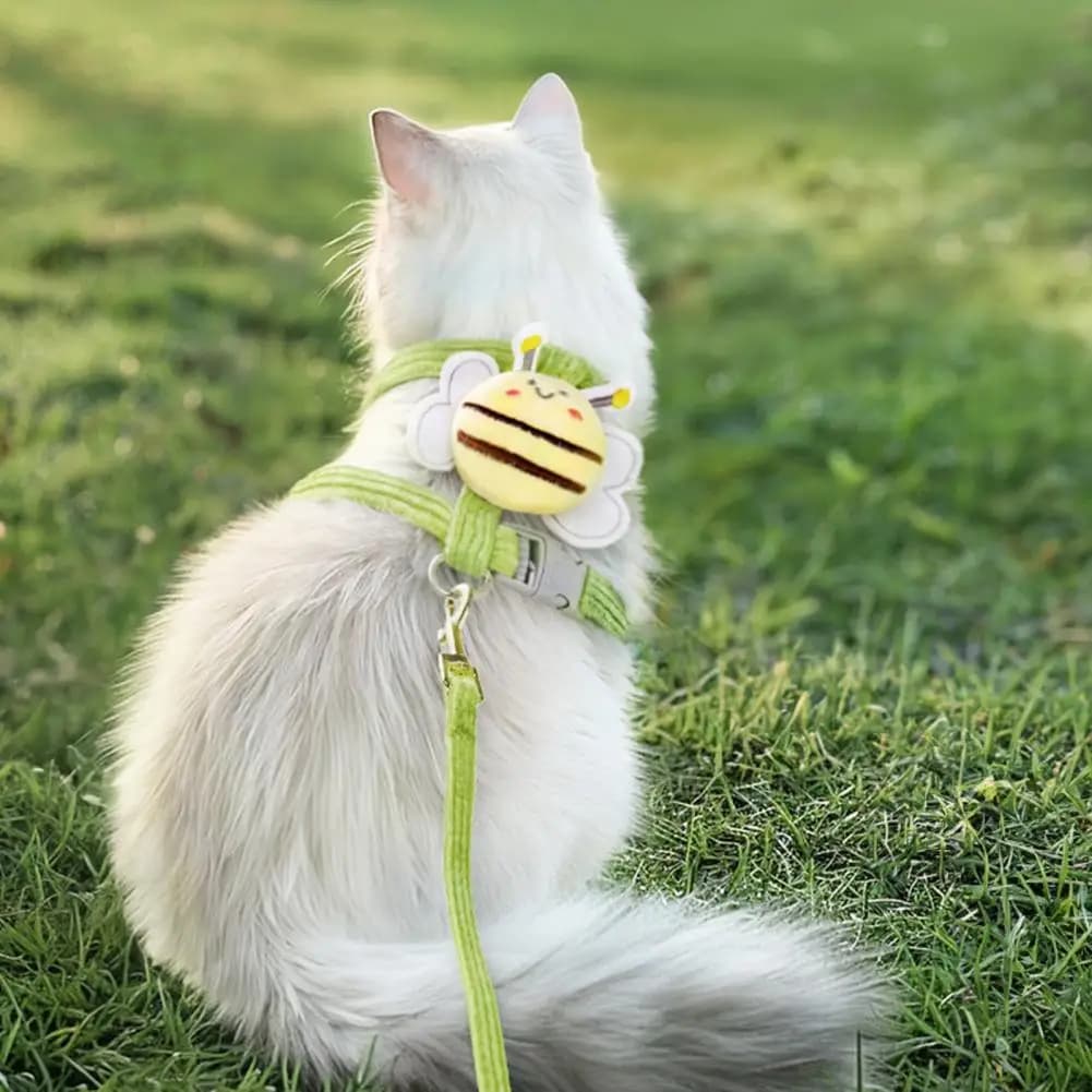 Soft Pet Leash Corduroy Pet Harness Corduroy Cat Harness with Leash Set Escape Proof Adjustable Vest for Small Dogs Kittens