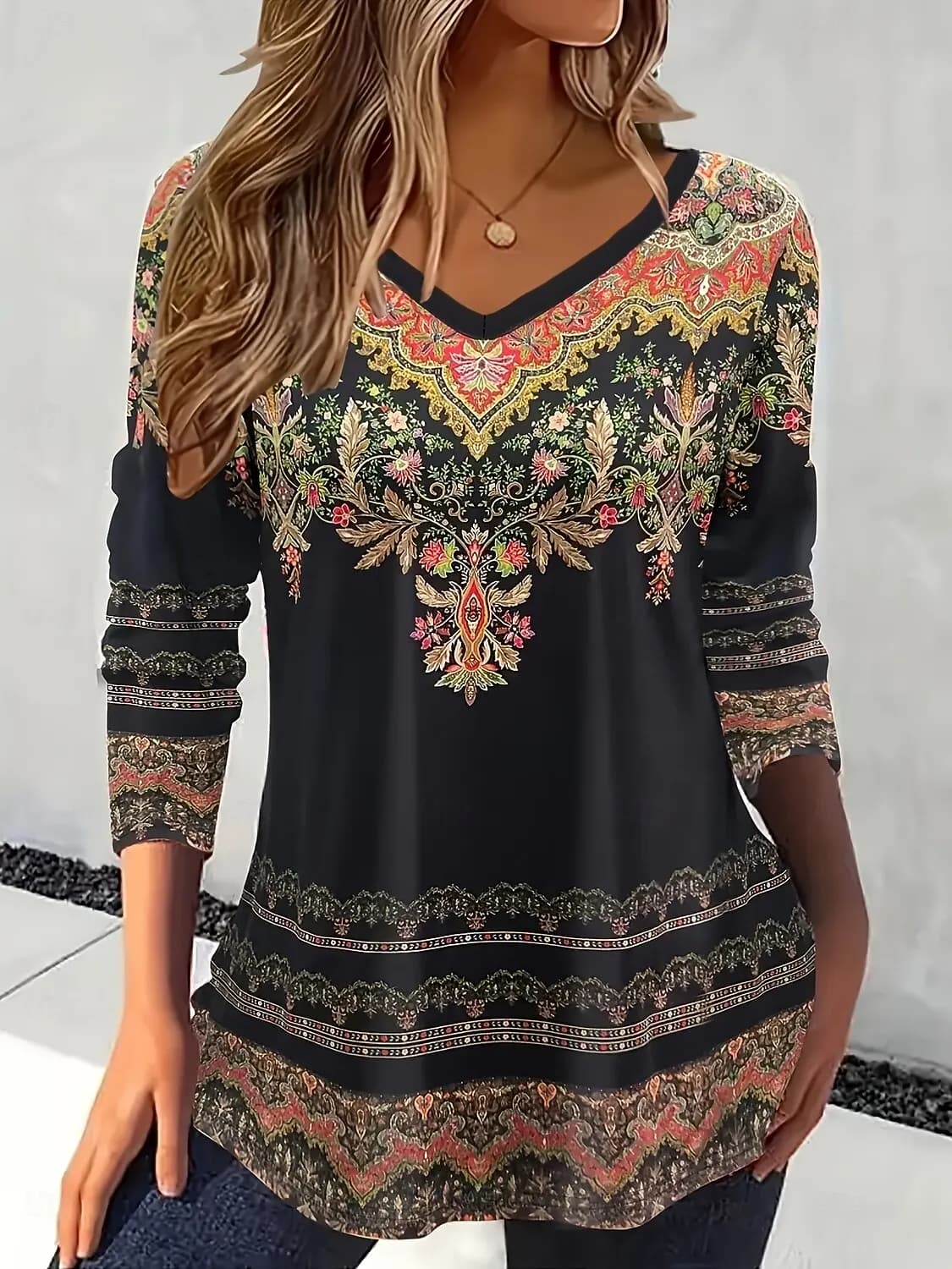T-shirt da donna con grafica floreale Paisley T-shirt alla moda eleganti T-shirt a maniche lunghe con scollo a V Top regolari Pullover casual Autunno