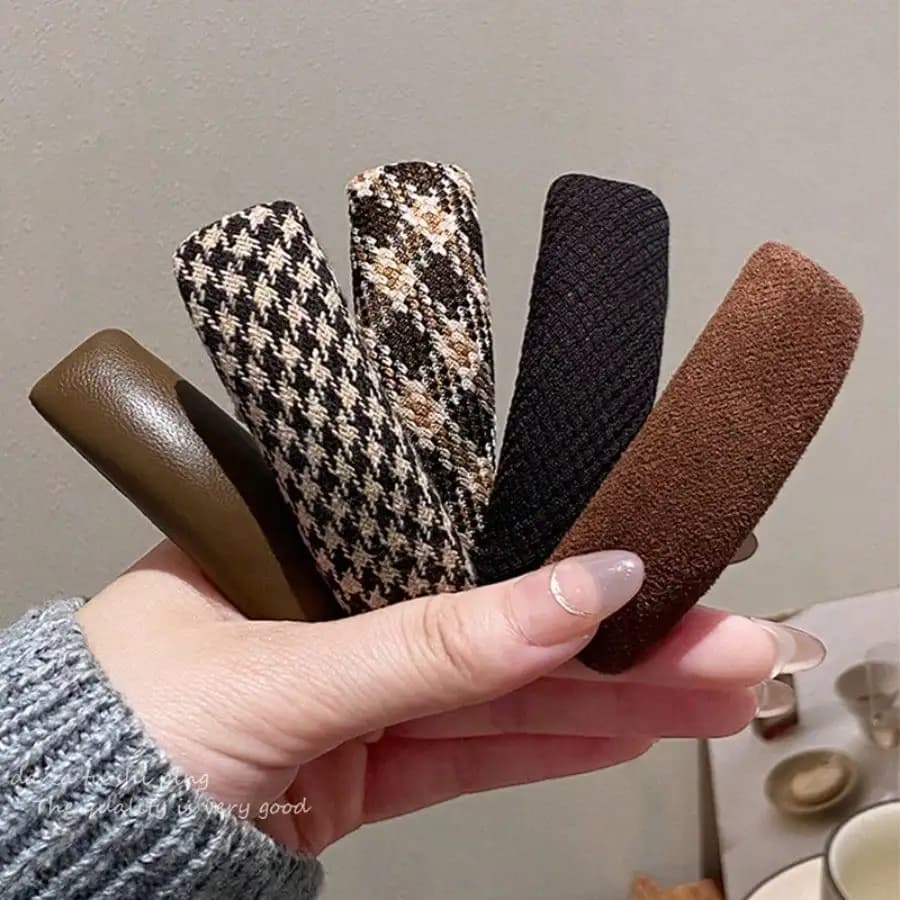 1 Pezzo Frangia a Clip in Capelli Umani Naturali con Filo Invisibile, Topper per Capelli da Donna, Accessorio per Capelli Autunno Inverno, Regalo