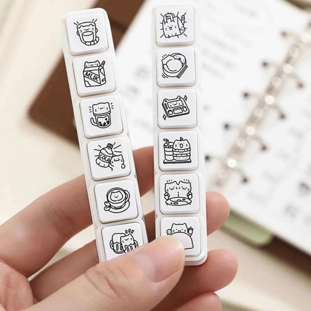 Set di 6 Timbri con Design di Gatti Carini, Manico in Plastica, Serie Vita Quotidiana, Timbri per Scrapbooking, Mini Timbri in Gomma Bianchi per Fai-da-Te