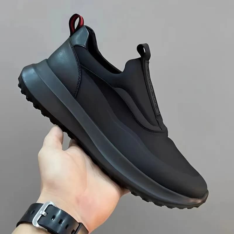 Scarpe da uomo Scarpe casual leggere e traspiranti Scarpe da ginnastica firmate da uomo Slip on Mocassini Comfort Sport Scarpe da corsa Zapatillas Hombre
