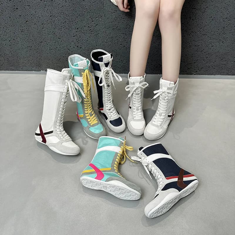 Stivali Chelsea da Donna in Pelle con Tacco Basso, Modello Primavera Estate 2026, Alti con Cerniera, Casual, alla Moda, con Blocchi di Colore e Fondo Piatto