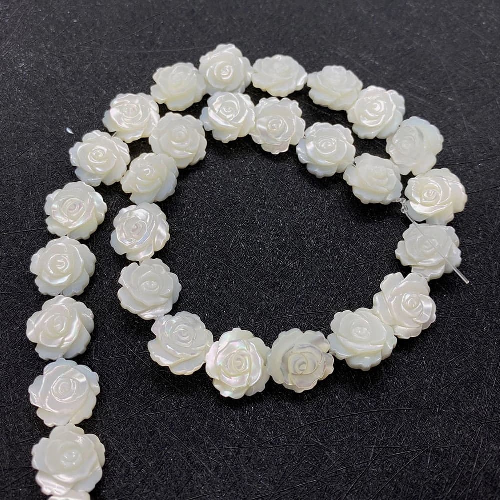 1 pz Perle Sciolte di Conchiglia Naturale Marina per Creazione Gioielli Fai da Te Collana Bracciale Orecchini Accessorio a Forma di Rosa