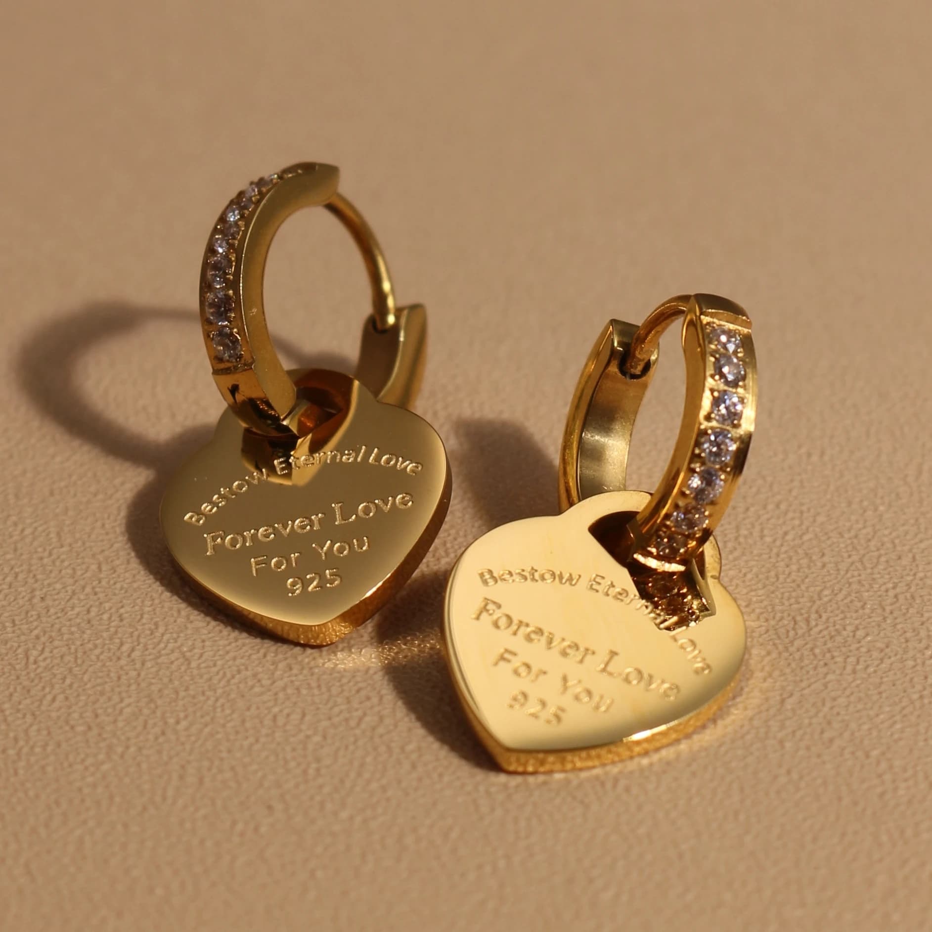 xe-221 Orecchini a forma di cuore da donna con zirconi in acciaio inossidabile, accessori per gioielli con ciondoli color oro, regali all'ingrosso