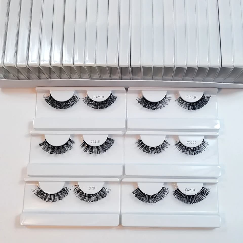 Ciglia sottili naturali all'ingrosso all'ingrosso Cruelty Free Faux Cils Short Russian Strip Lashes trucco ciglia finte