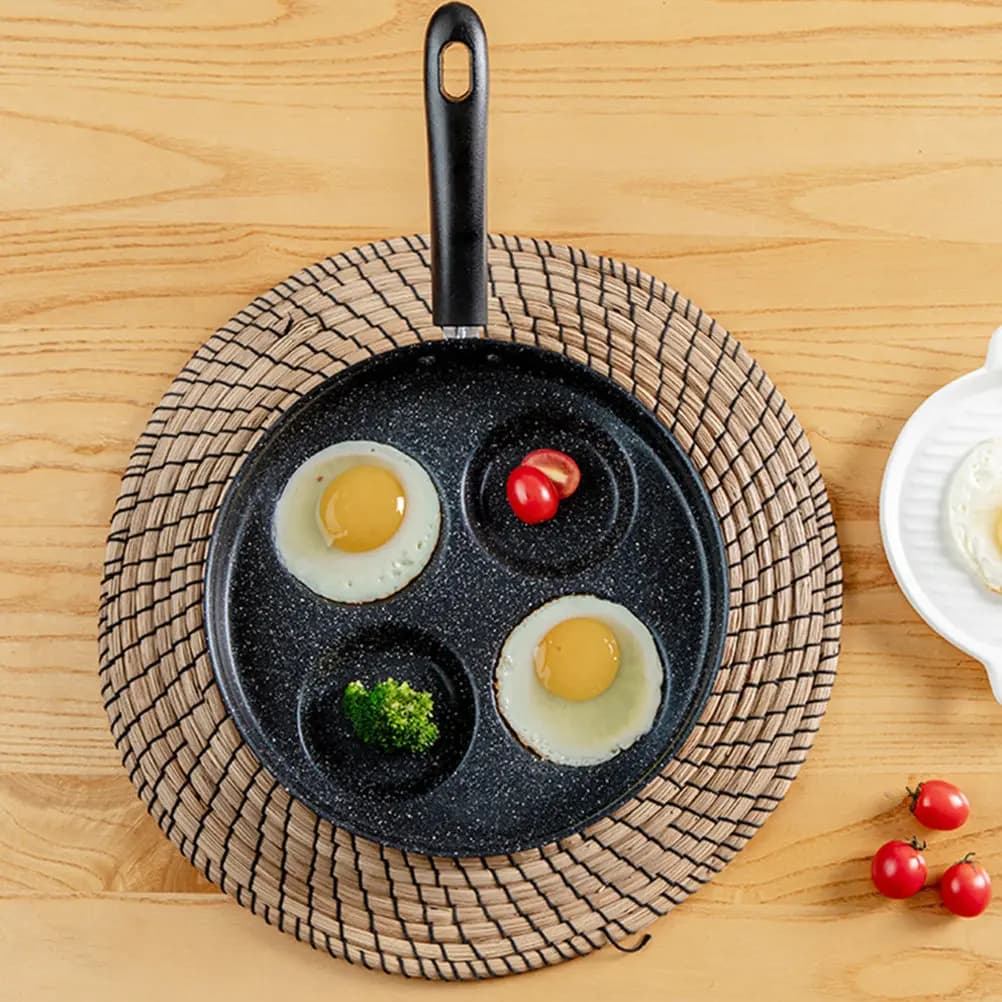 4 grooves for Eggs and Waffles, Usura-resistant, Uniform Heating, Compatible with Induction Plans