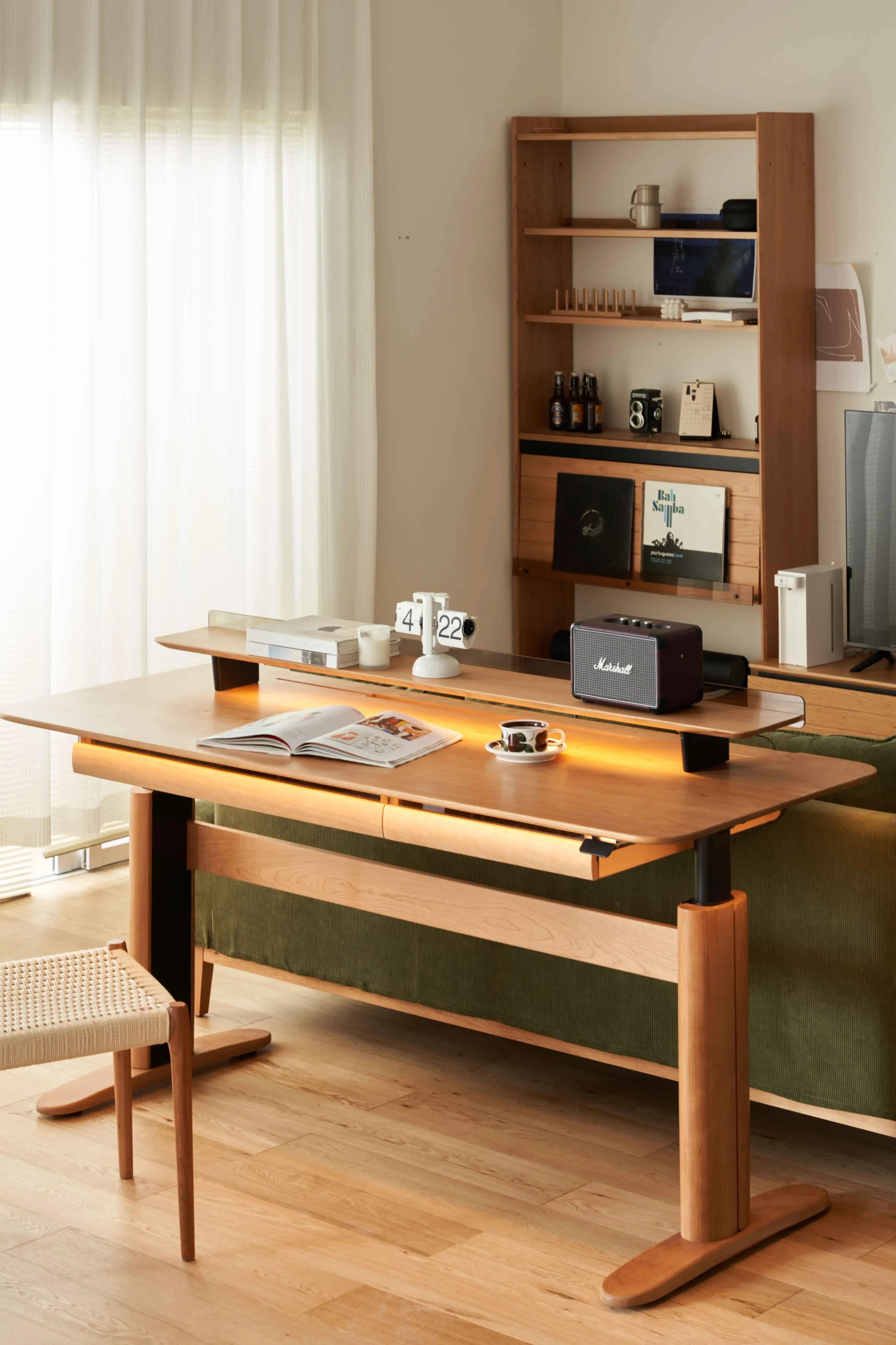 -Tavolo da studio Tavolo da scrivania moderno di lusso intelligente regolabile in altezza Tavolo per laptop Mobili per ufficio industriali in legno