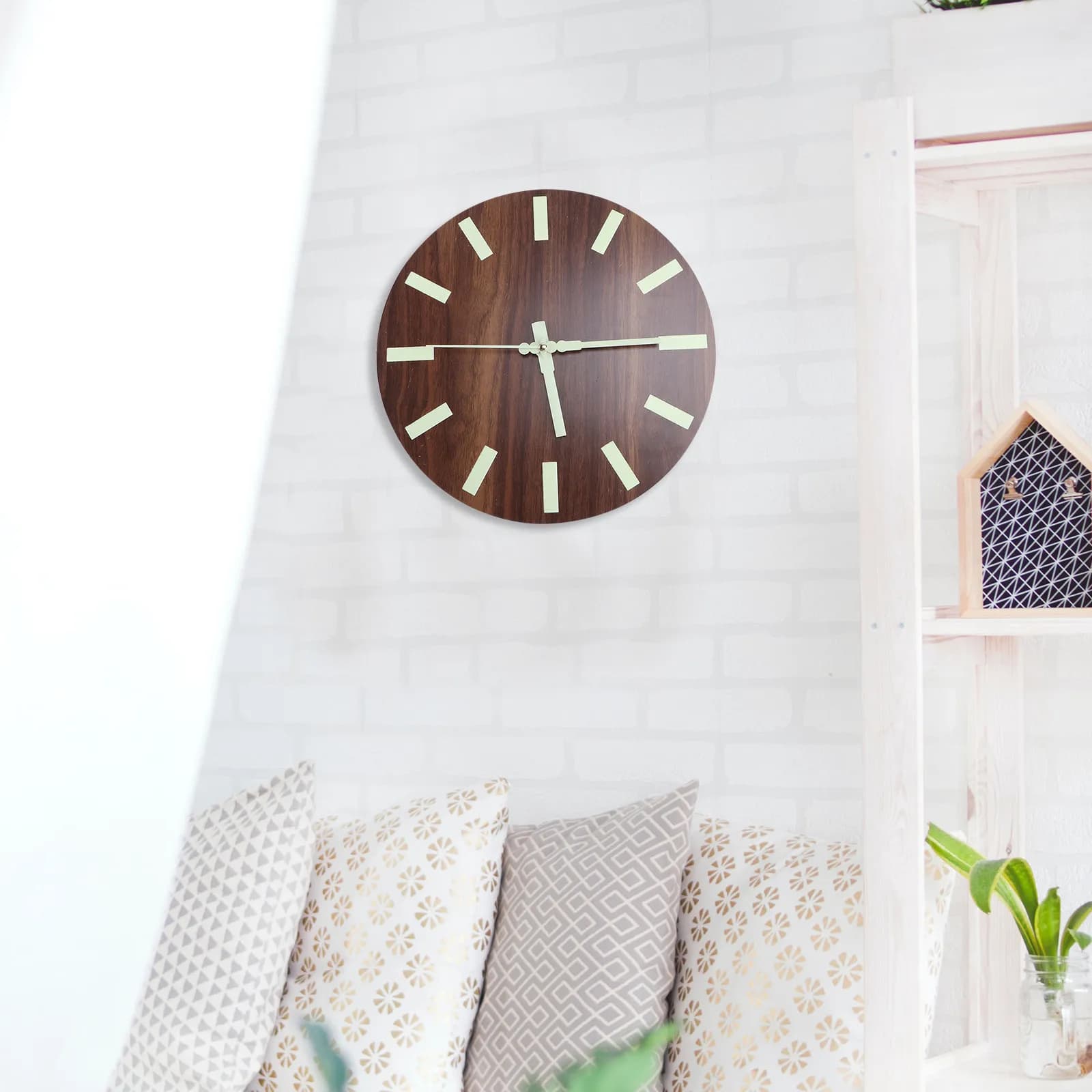 Orologio da Parete in Legno Color Noce con Luce Notturna, Senza Batterie, Design Semplice e Creativo per Camera da Letto, Soggiorno, Ufficio