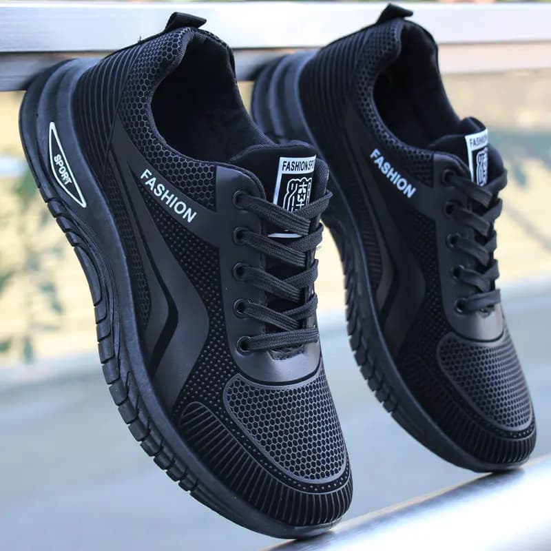 Nuove scarpe sportive traspiranti Sneakers casual da uomo Scarpe da ginnastica da corsa antiscivolo resistenti all'usura Scarpe da uomo all'aperto