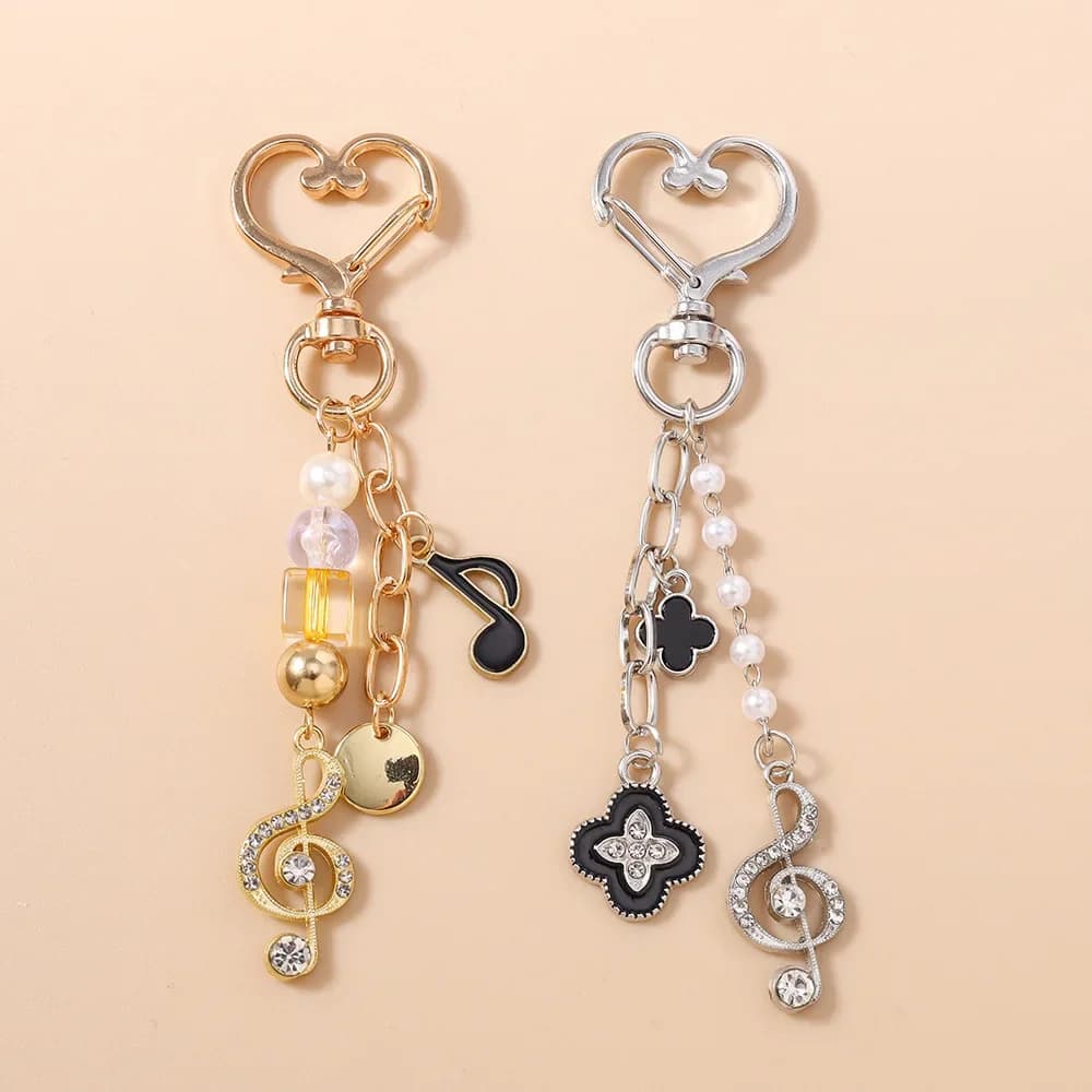 Jewelry pearl beaded backpack pendant key chain four-leaf clover music note keychain bag pendant