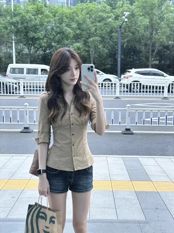 Summer Slim Fit Vintage Khaki Shirt Half Sleeve mid Sleeve Turn-down Collar Women's Fashionable Belted Top Large Size Neck