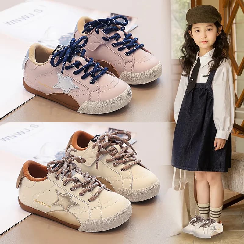 Scarpe da tavolo moda primavera autunno per bambini Scarpe casual semplici con suola morbida Ragazzi Star Front Lace Up Scarpe da ginnastica versatili per bambini