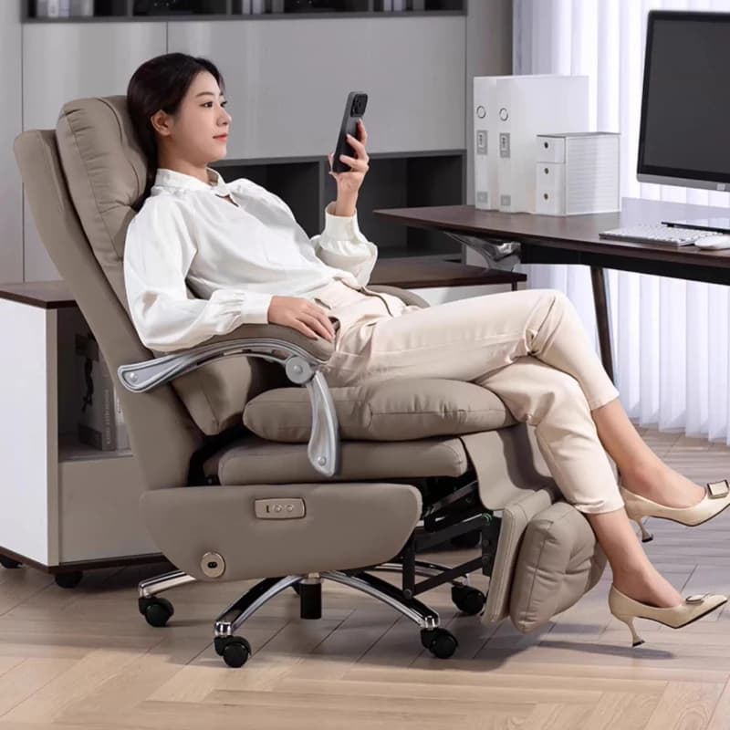 Sedia da ufficio elettrica in vera pelle con interfaccia USB, design multifunzionale, sedia da gaming ergonomica, arredamento per ufficio