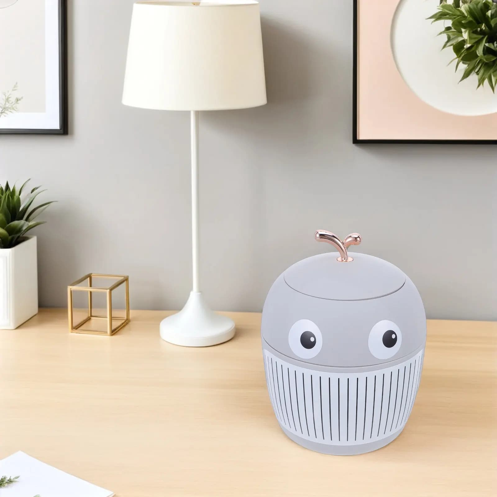 Mini Cestino da Scrivania in Plastica, Carino Contenitore per Rifiuti con Coperchio per Casa, Ufficio, Camera da Letto, Cestino da Tavolo