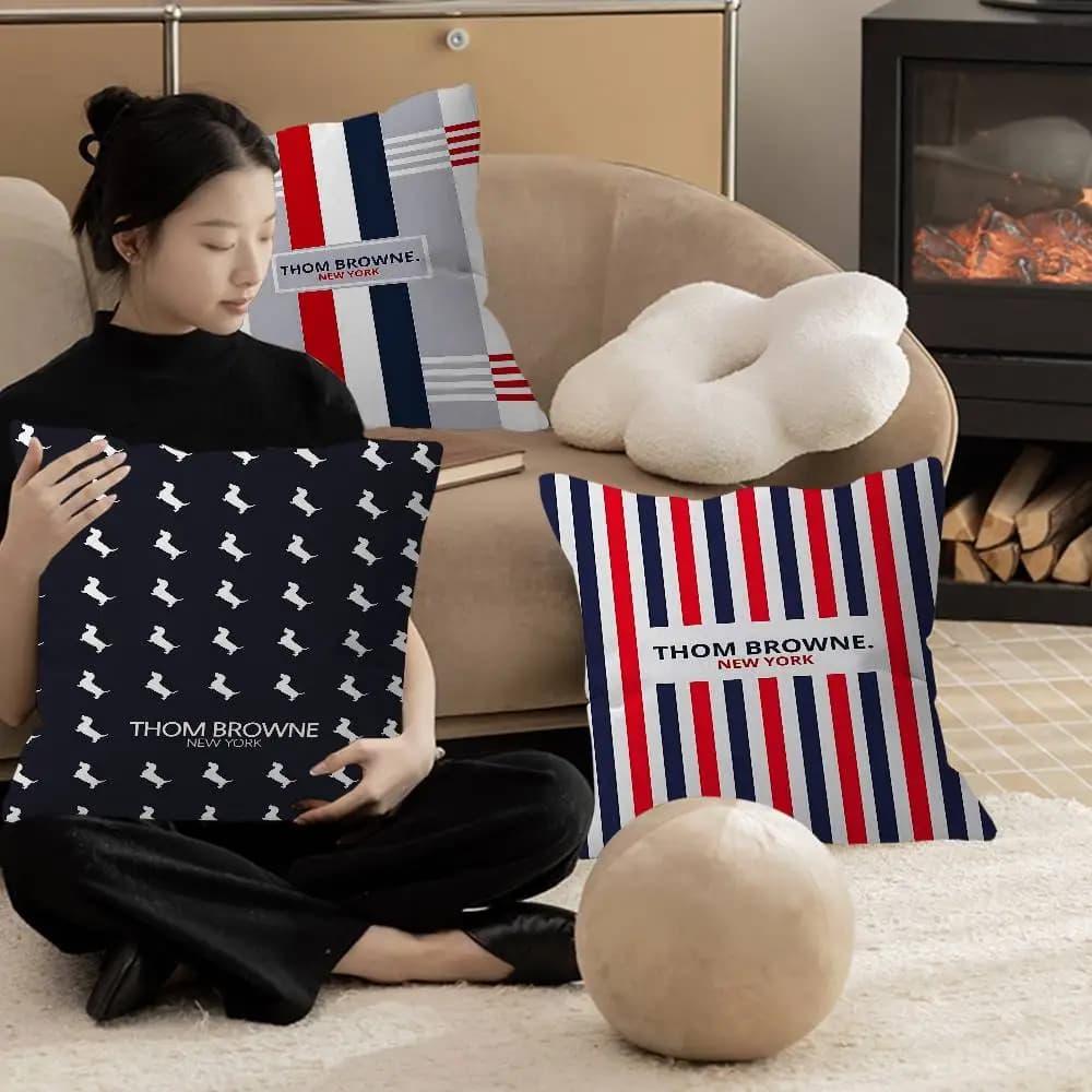 Fodera per cuscino personalizzata Fashion Brand T-Thom B-Brown, decorazione per camera da letto, feste per bambini, regalo di compleanno per bambini