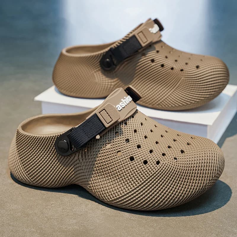 Sandali Casual da Uomo Estivi con Fondo Spesso e Fori, Resistenti all'Usura, Antiscivolo, da Spiaggia, a Doppio Uso, in EVA, Slip-On