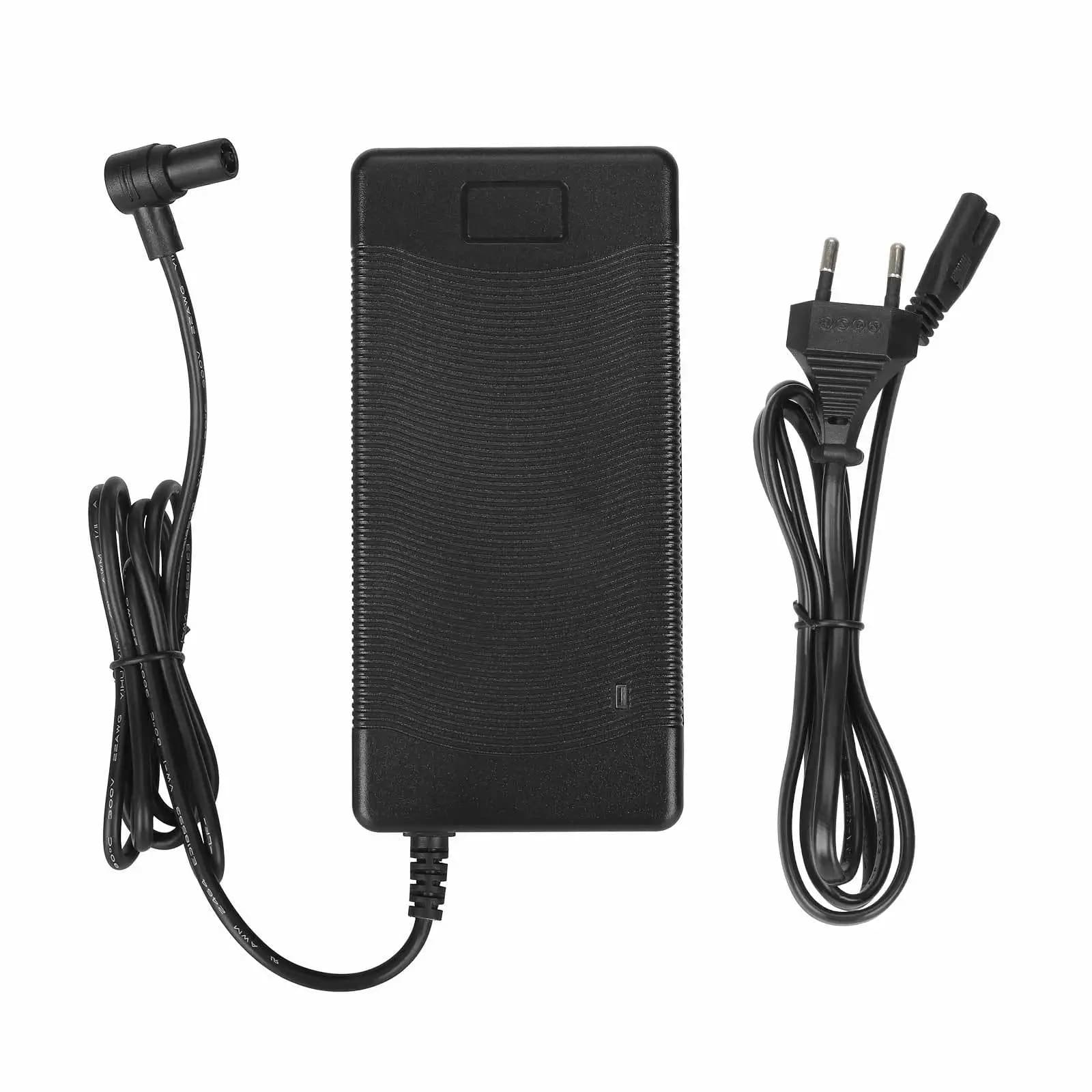 Caricabatterie 54.6V 2A per monopattino elettrico Xiaomi 4 Ultra/4 Pro 2a generazione, accessori e ricambi