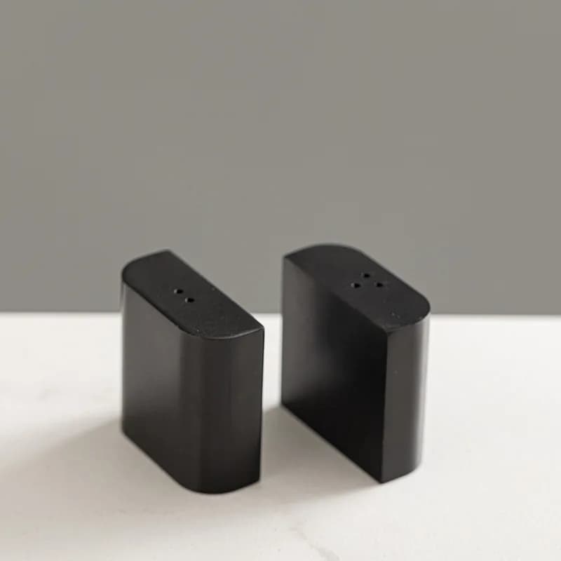 Set di Saliera e Pepiera in Acciaio Inox 304, Contenitori per Spezie in Metallo Dorato, Accessori da Tavola per Cucina Occidentale