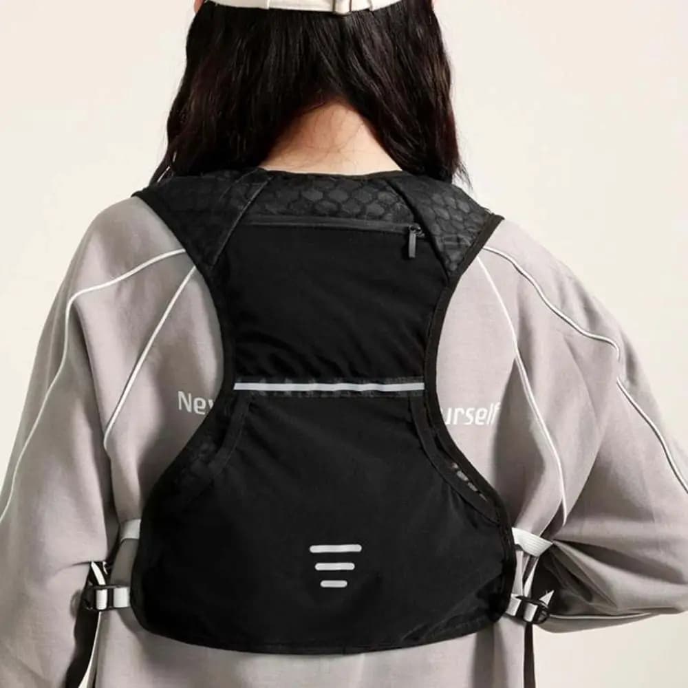 Waterproof Running Vest Pack Adjustable Multifunctional Running Hydration Vest Bag Convenient Breathable Outdoor Running Vest