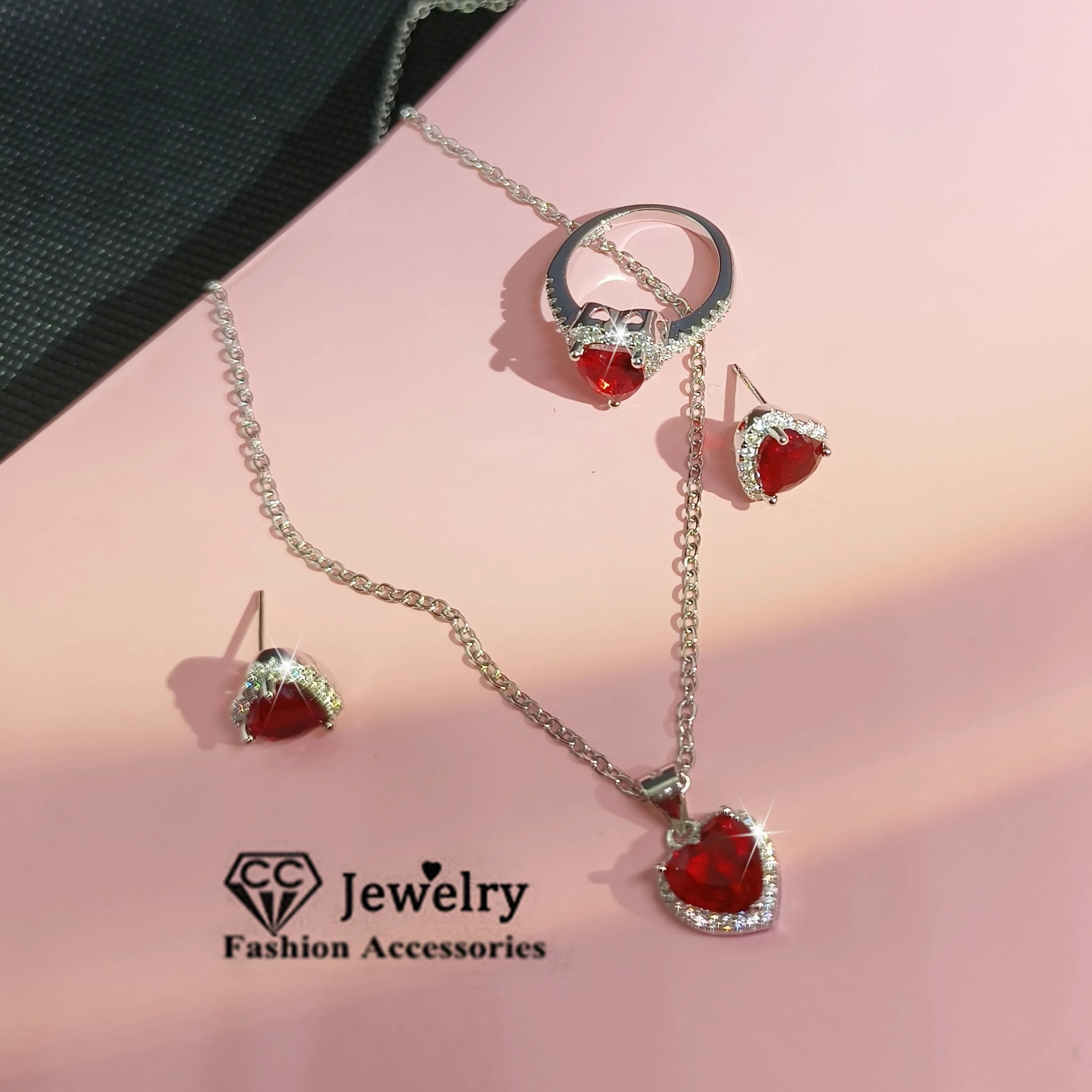 Set di gioielli CC Red Heart per donna, orecchini, collana, anello, gioielli romantici, accessori per matrimonio e fidanzamento CC829