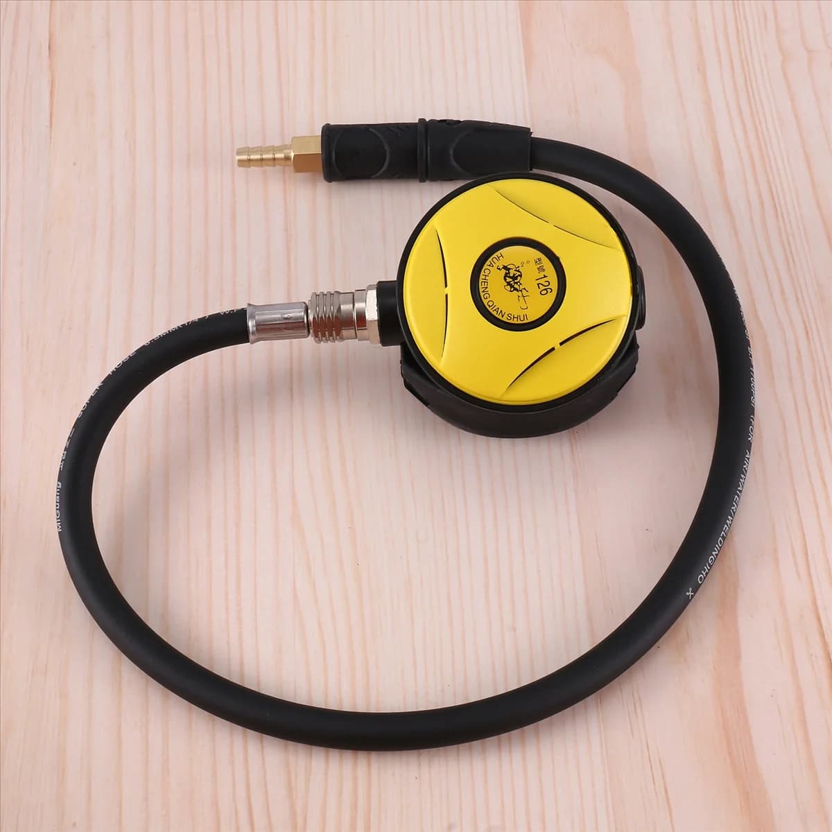 A80IScuba Diving Diver Regolatore Diving Snorkel Tube Attrezzatura per lo snorkeling Riduttore di pressione 2° Regolatore per immersione-Giallo